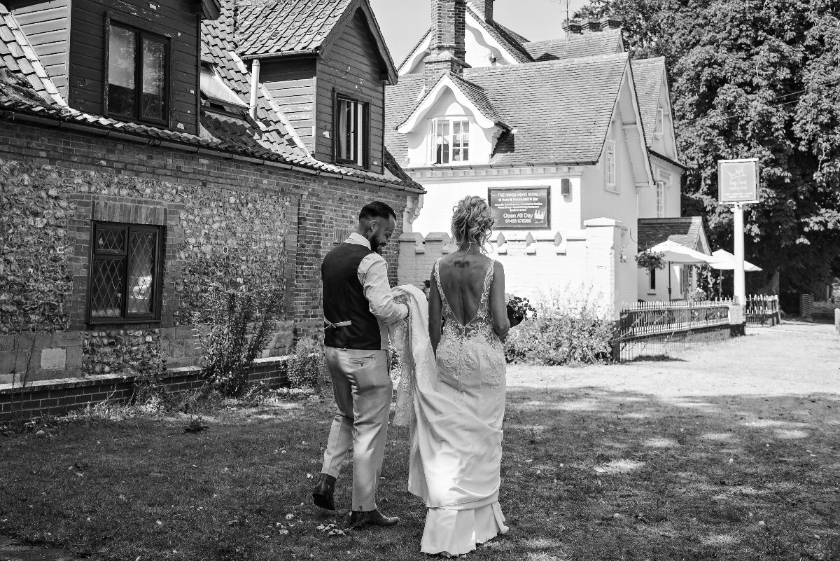 Gallery Item 7 for Kings of Norfolk Country Weddings