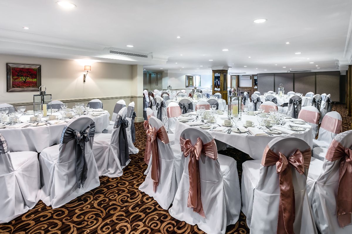 Gallery Item 10 for Pinewood Hotel